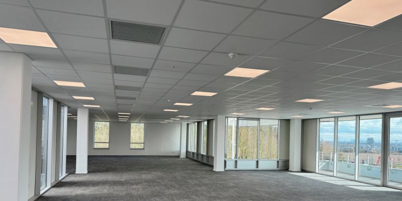 Eclairage usine Dassault Cergy 95